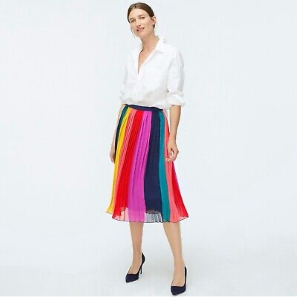 Gorgeous J. Crew rainbow mini pleated chiffon skirt, fully lined, size 8 M